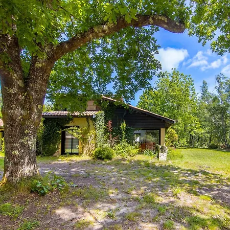 בית נופש La Maison Du Medoc *