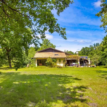 Holiday home La Maison Du Medoc Avensan
